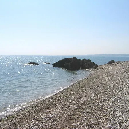 Emma Villa Vasto